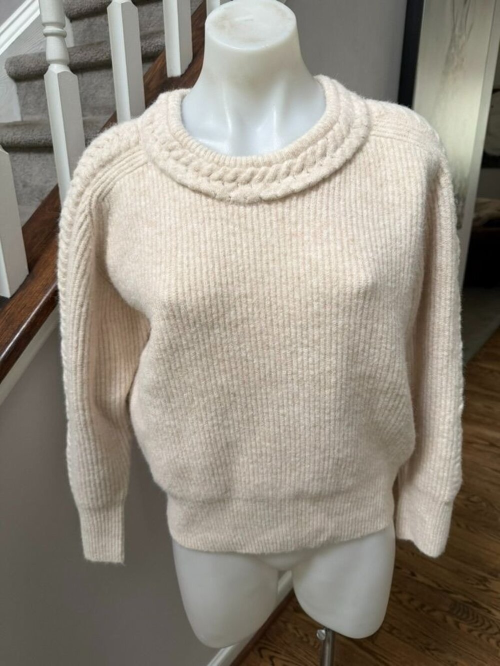 Hyacinth House Ivory Sweater Size Medium